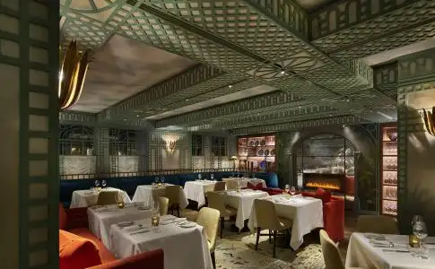 Maison Barnes New York