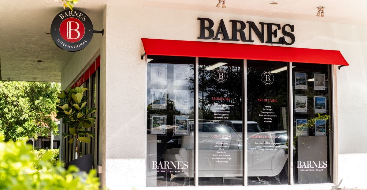 BARNES Miami