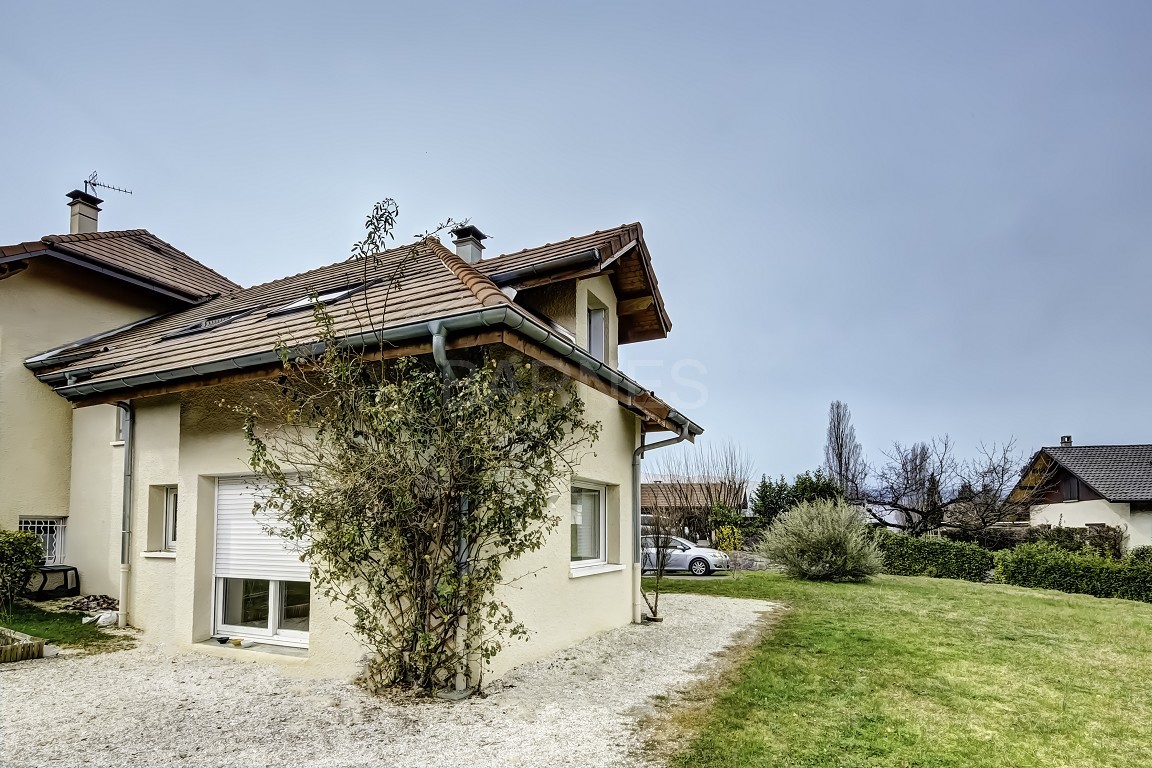 MENTHON ST BERNARD VUE CHATEAU et PROCHE VILLAGE Ventes immobilières